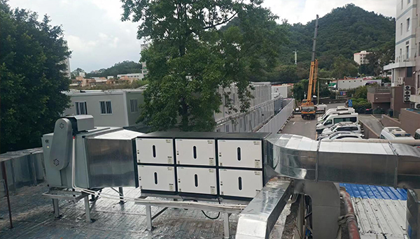低空油烟净化器的价格差异大吗？